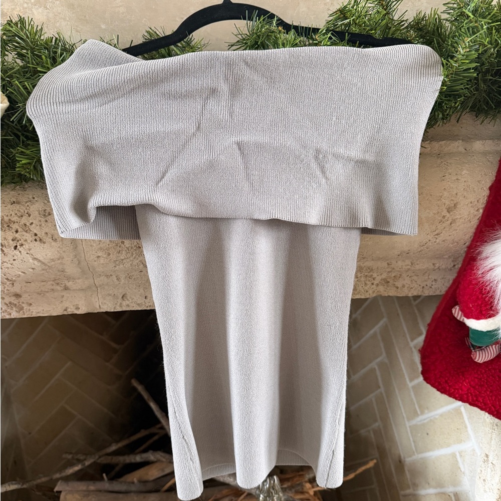 Aritzia Wilfred Soft Gray Knit Off the Shoulder Top - Picture 2 of 10